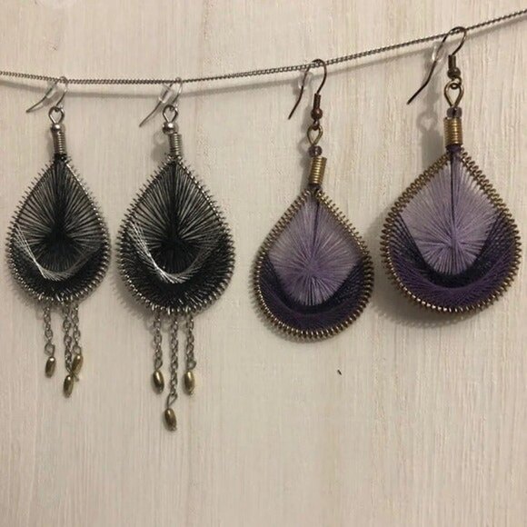 Teardrop Web Dangle Pierced Earrings Purple Black 2 Pairs - Picture 1 of 6